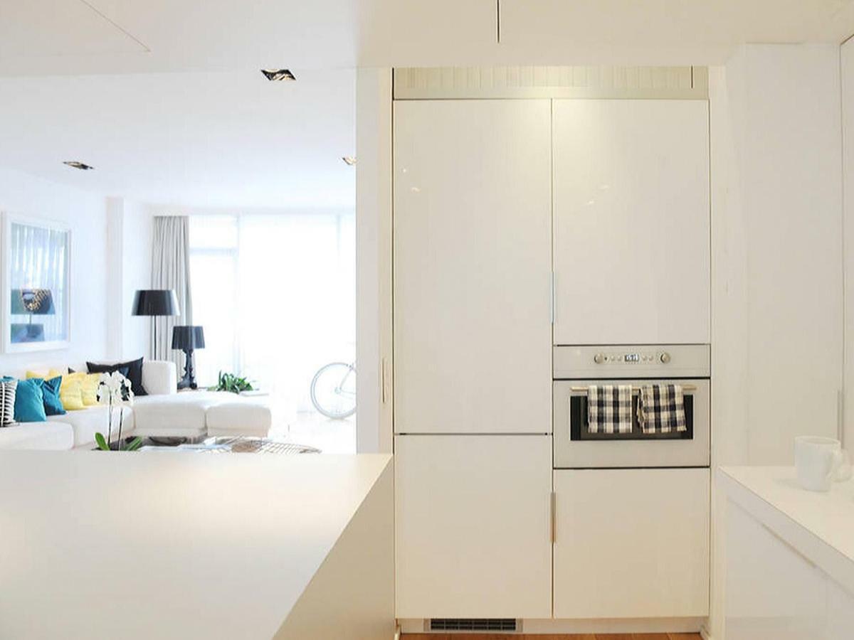 Апартаменты Minimalistic In Premium Location Брюссель Экстерьер фото